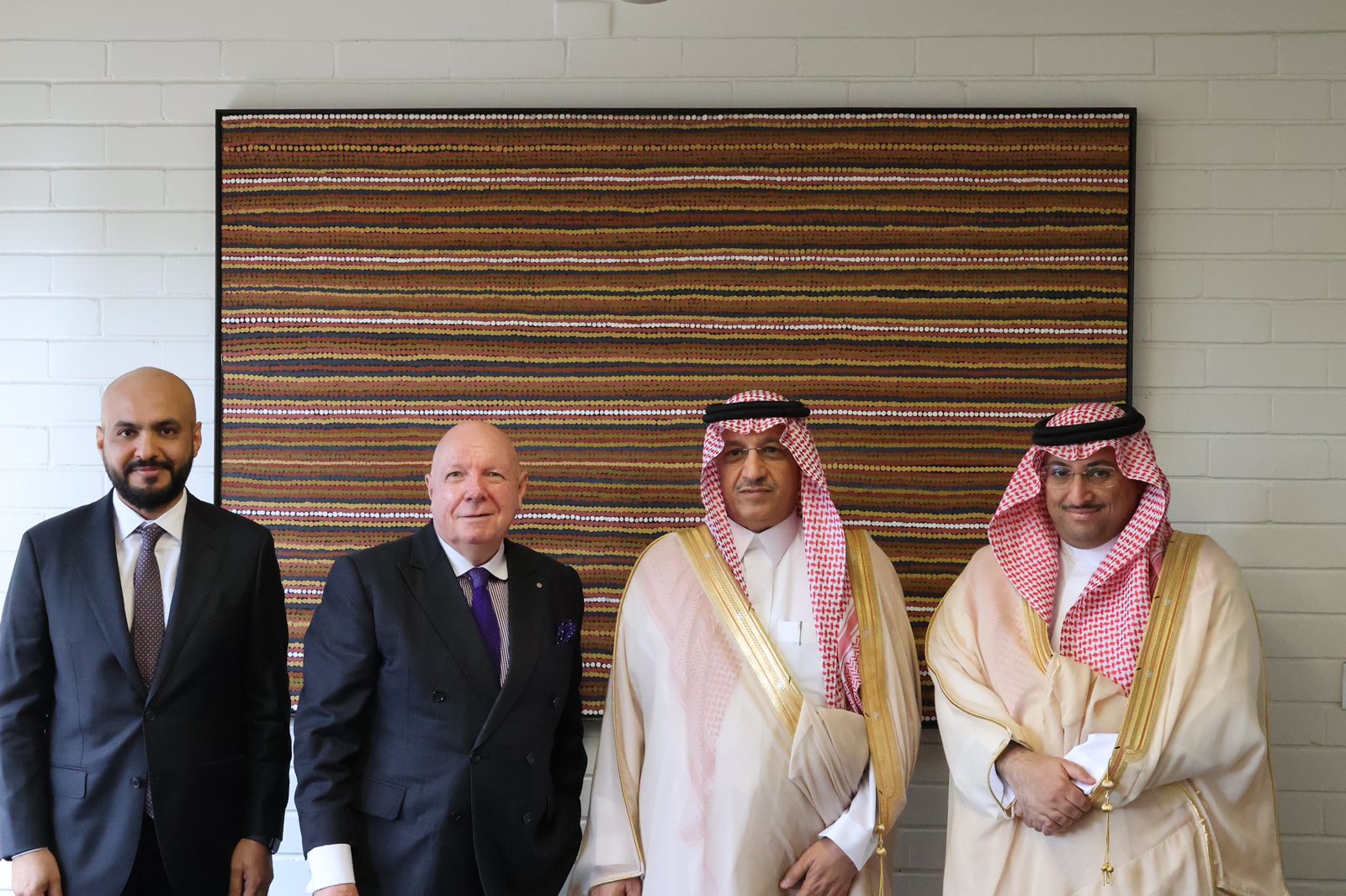 وزير التعليم يناقش رفع جودة المناهج بالمملكة مع الخبراء
