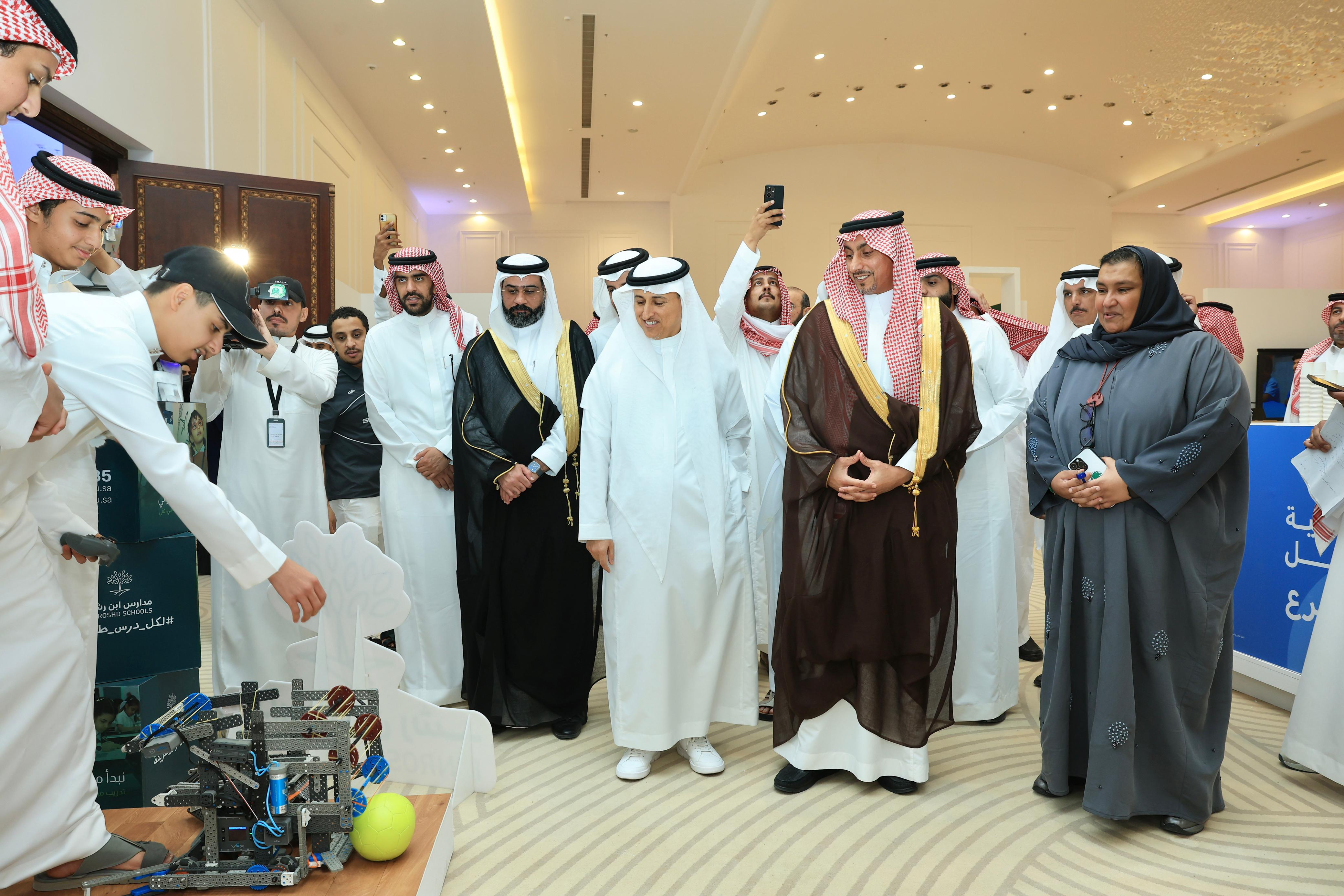 وكيل وزارة التعليم للاستثمار: المملكة توفر بيئة تعليمية جاذبة ومحفزة للاستثمار